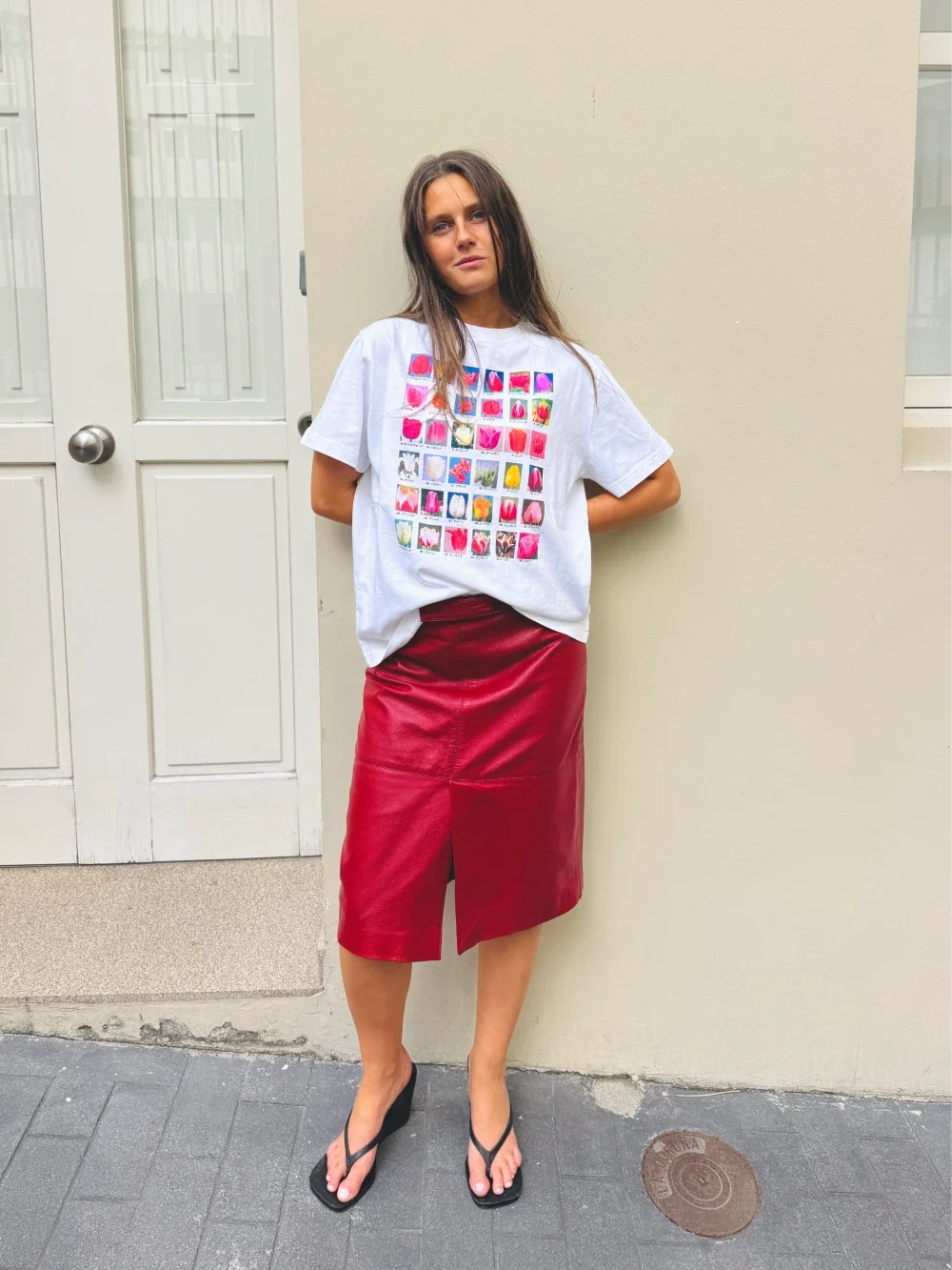 TULIPS CLASSIC TEE